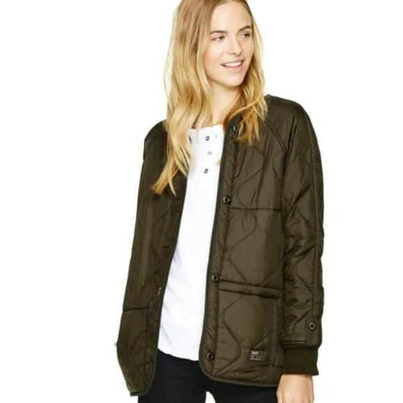 Aritzia TNA Griffith Parka - Picture 9 of 10